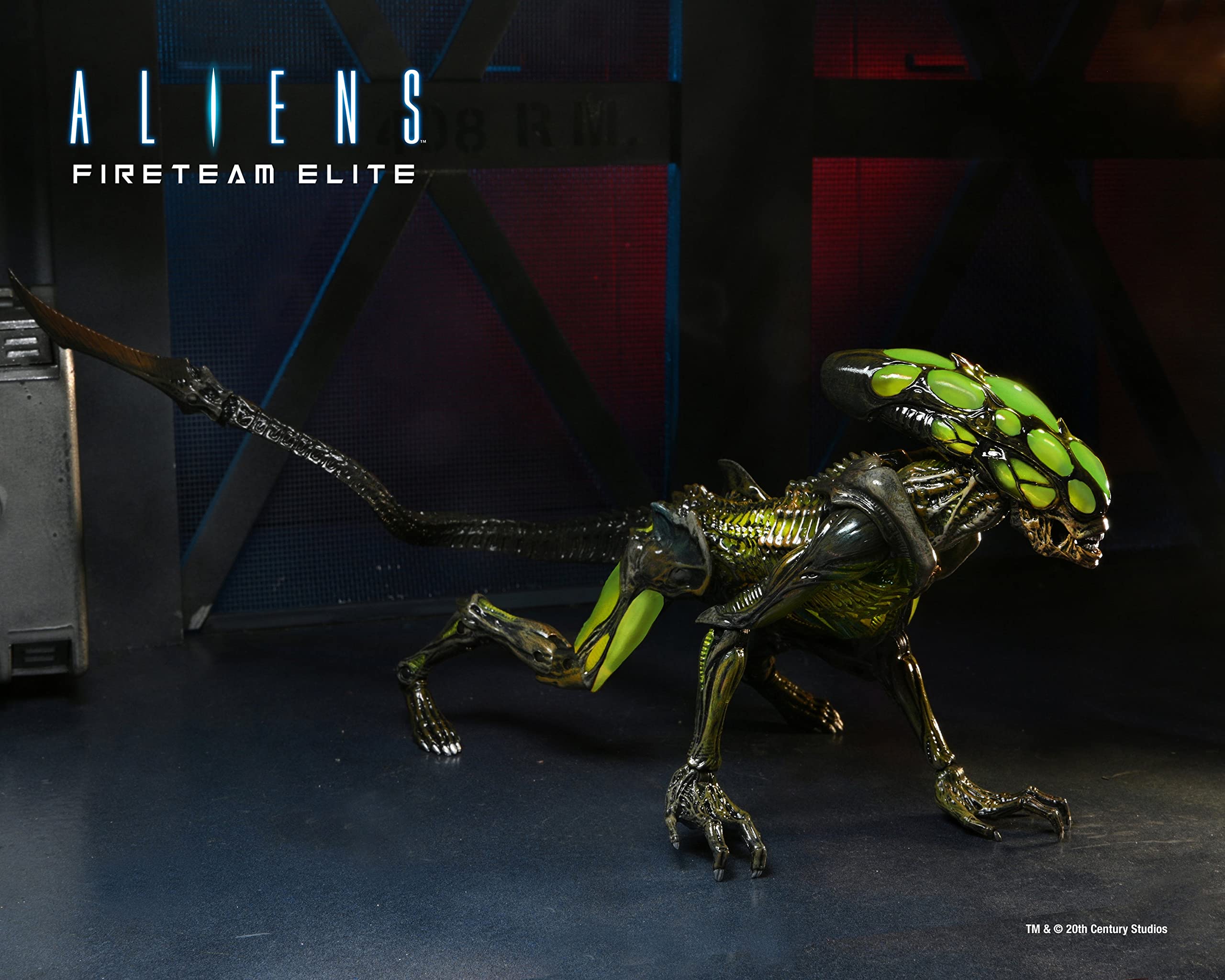 NECA Burster Alien window box packaging keeps the figure collector-friendly