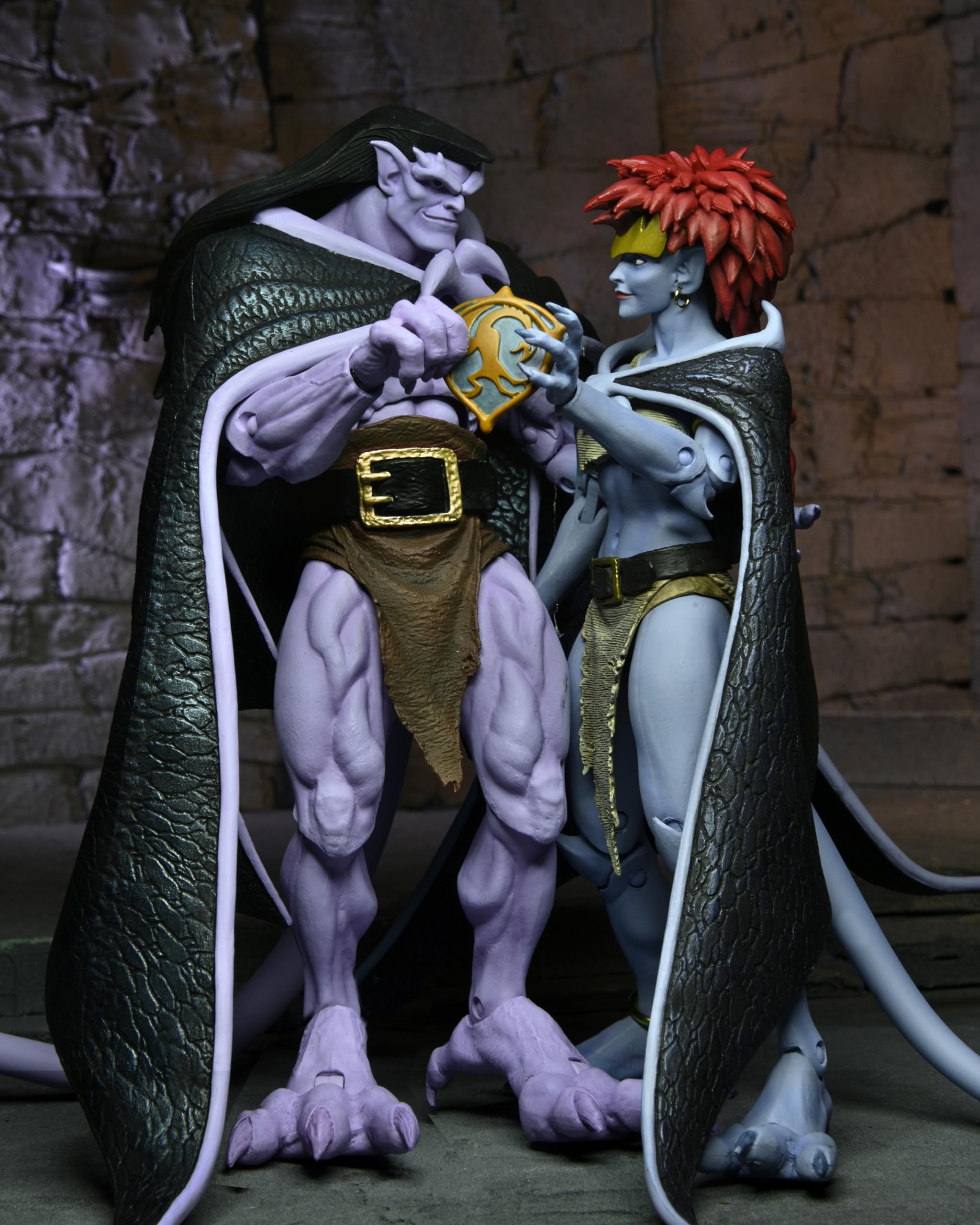 NECA Gargoyles Phoenix Gates broken and included for dramatic scenes