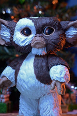 NECA Gizmo candy cane and rope belt for festive styling