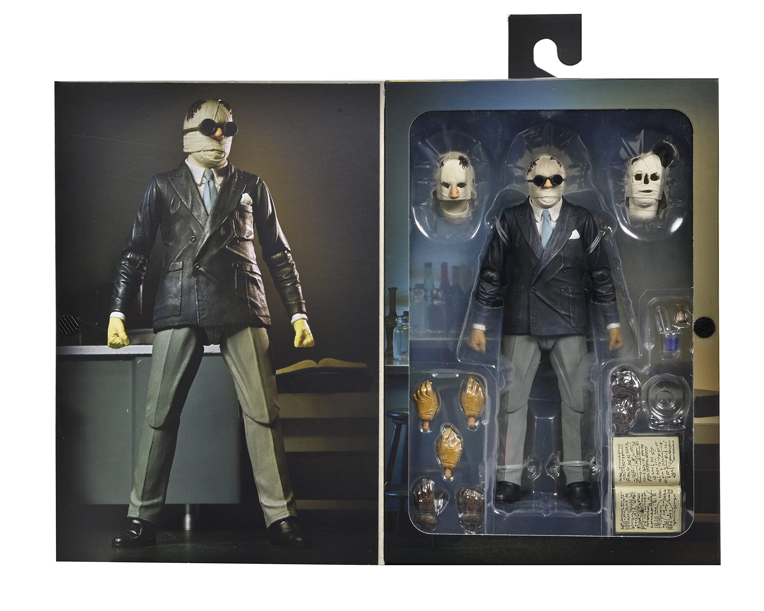 Interchangeable gloved hands offering pose variety for action scenes.