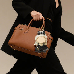 NEOVISTA Gift-ready Labubu outfit set boosts display and gifting options.
