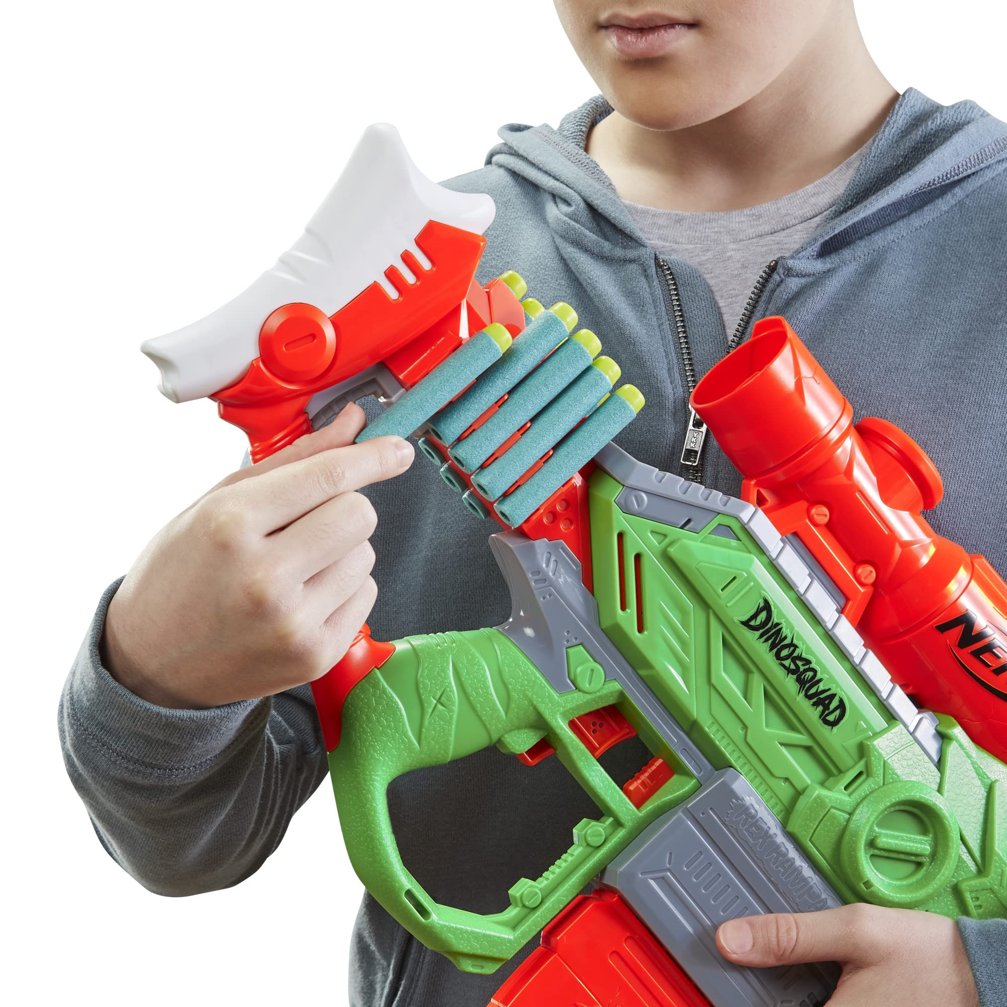 Removable 10-dart clip enables fast reloading between rounds.