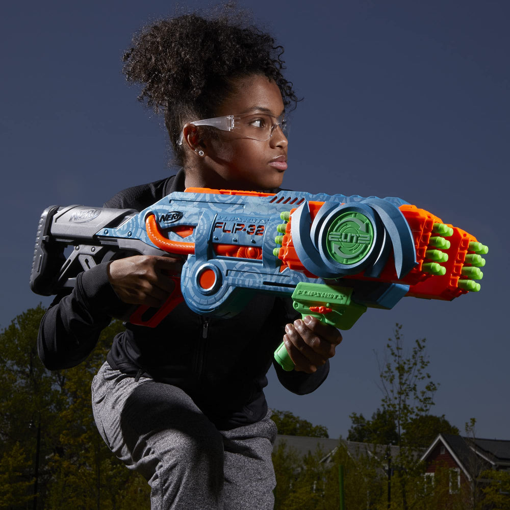 Nerf Elite 2.0 Flipshots outdoor battle scene for backyard fun