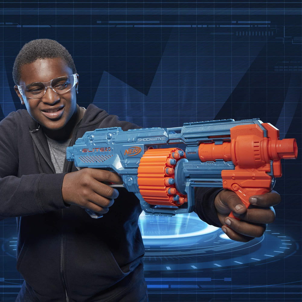 Nerf Elite 2.0 loading darts into the drum.