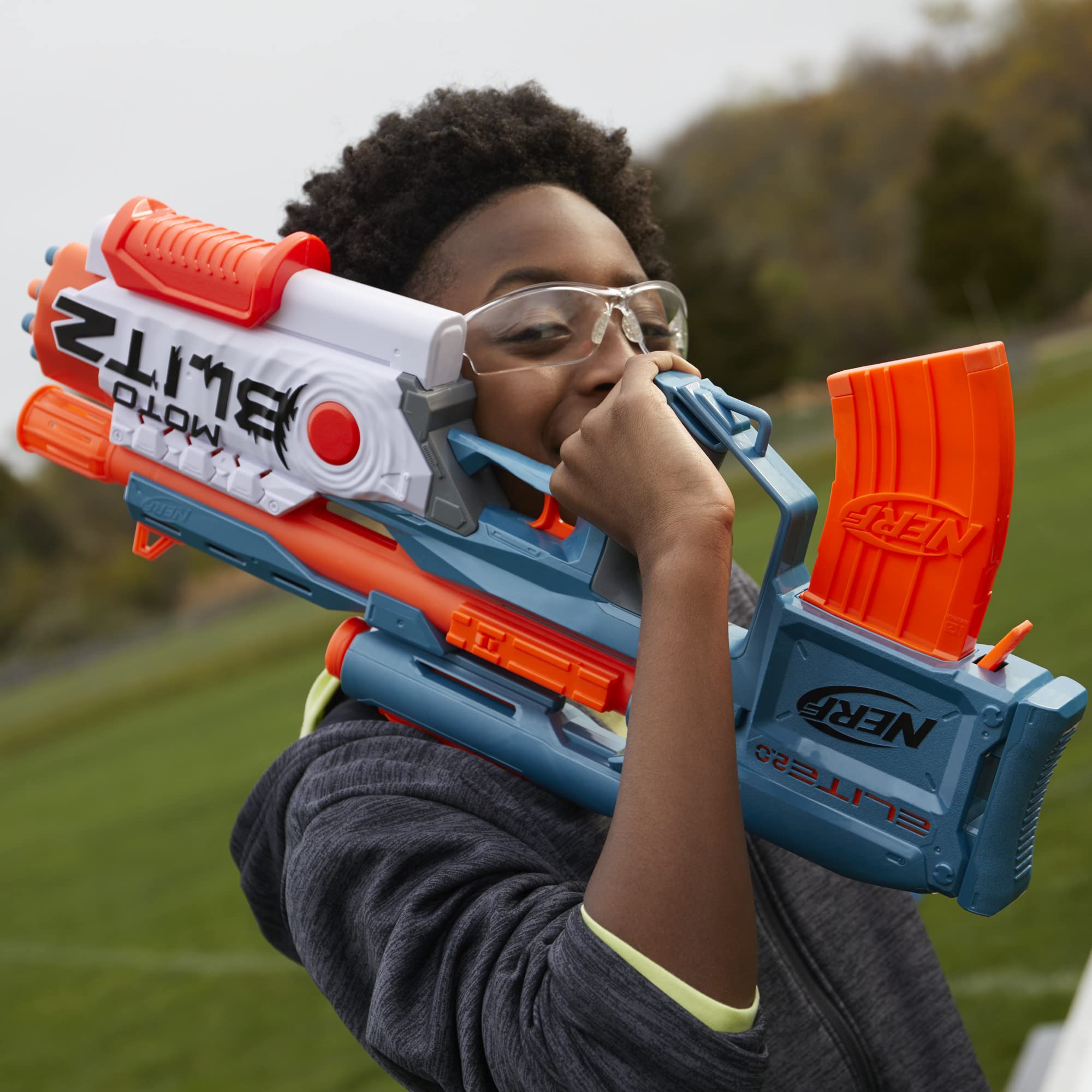 Nerf Elite 2.0 Motoblitz ready for outdoor or indoor play.