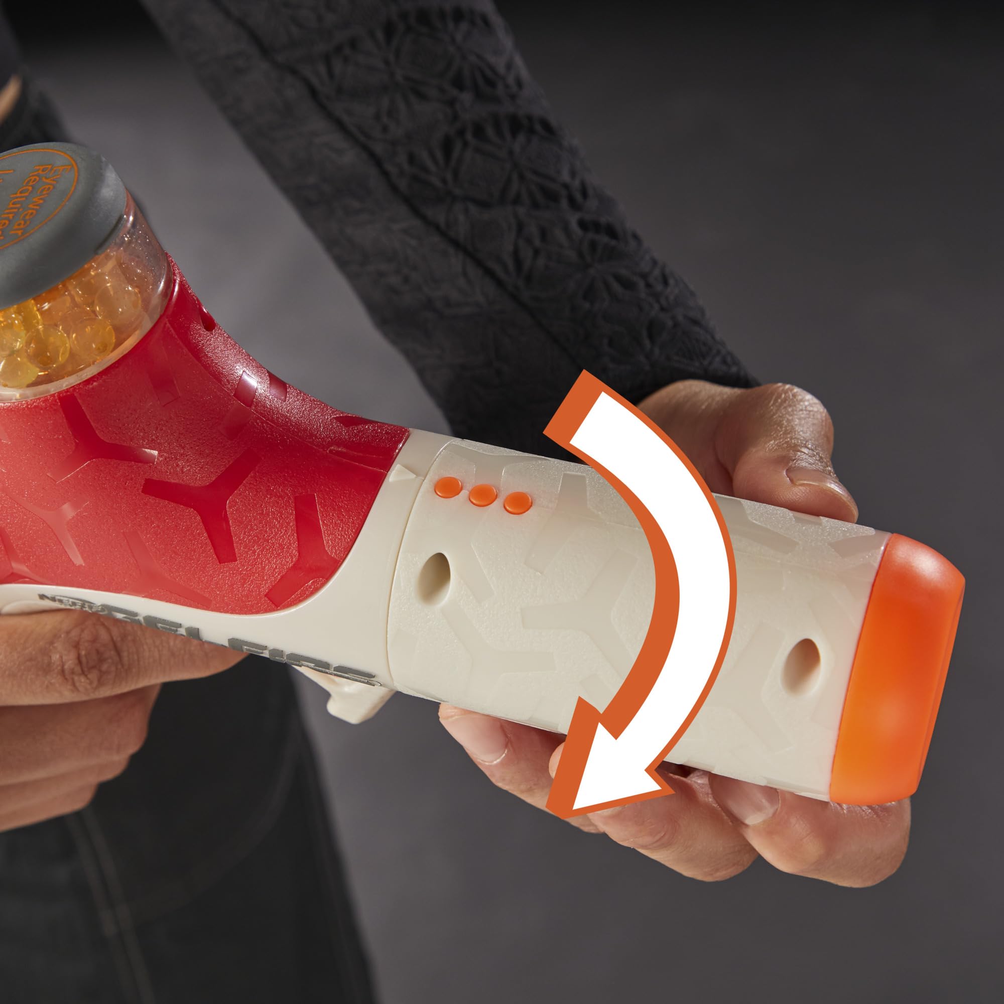 Nerf Pro Gelfire T-Pull priming for easy preparation before each strike