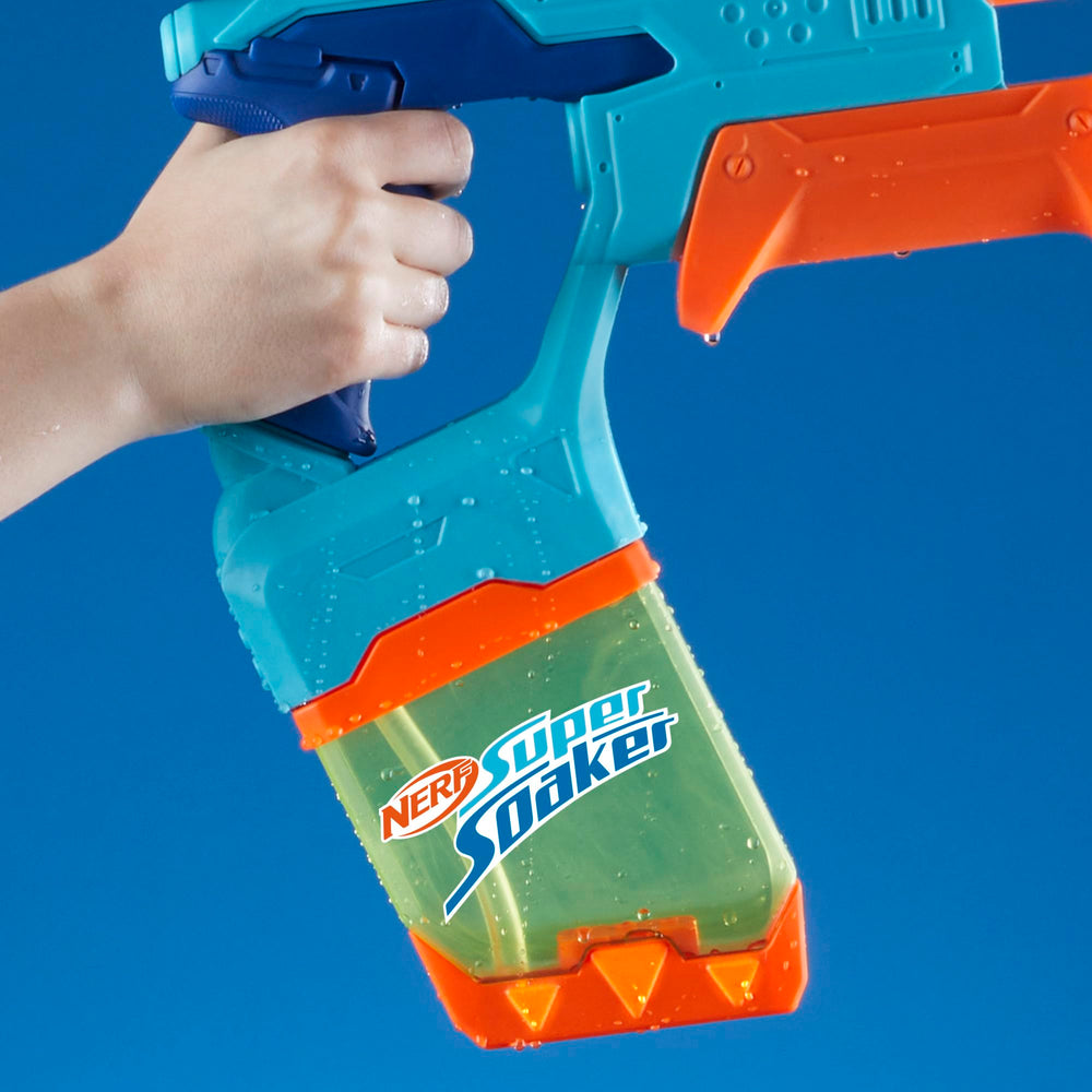Arrows on Nerf tanks indicate dunk direction for easy filling.