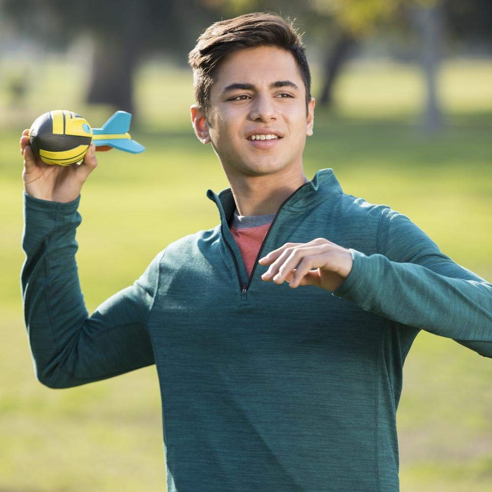 Nerf Vortex Aero Howler color variations vary by availability