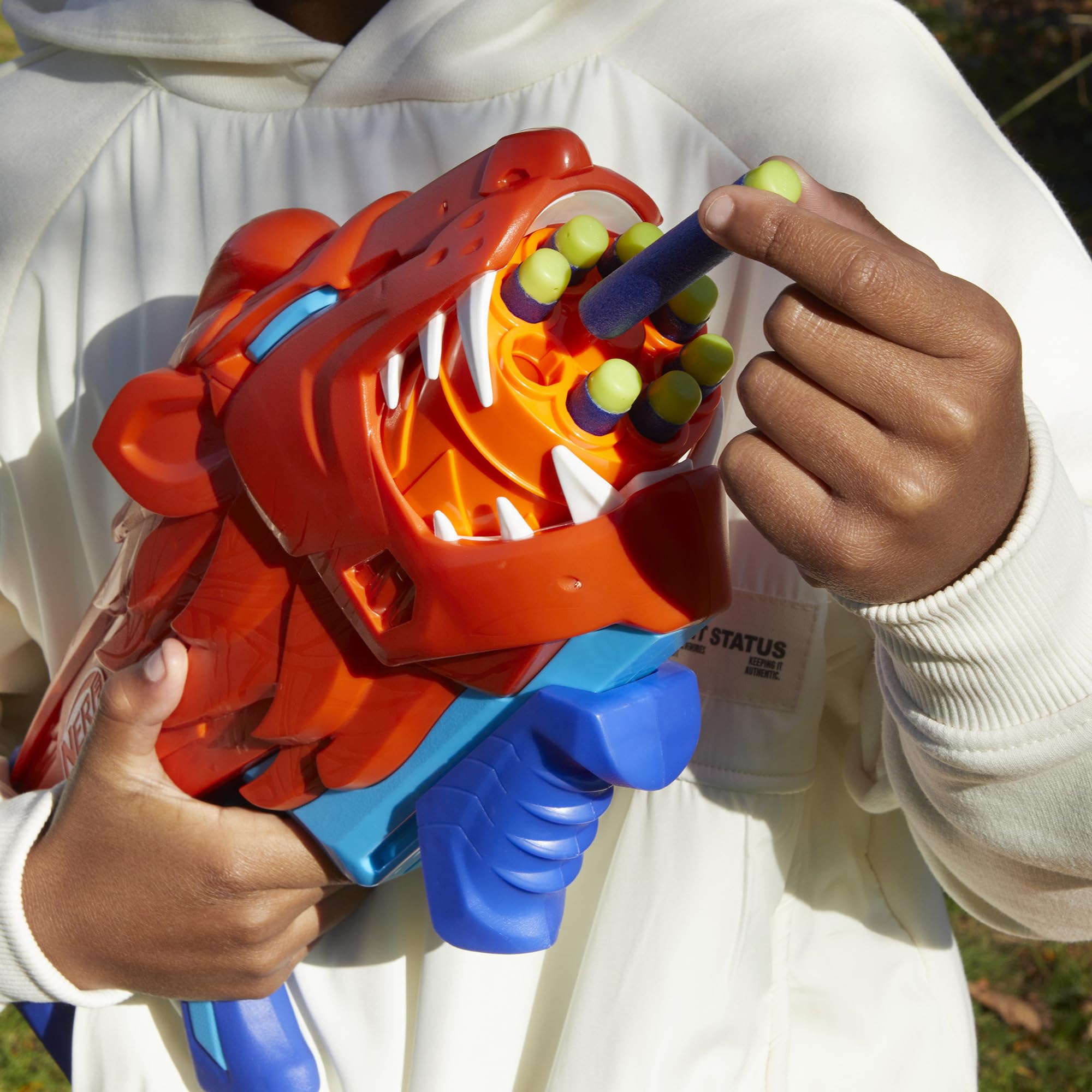 Lion design and vibrant colors fuel imaginative play with Nerf Lionfury.