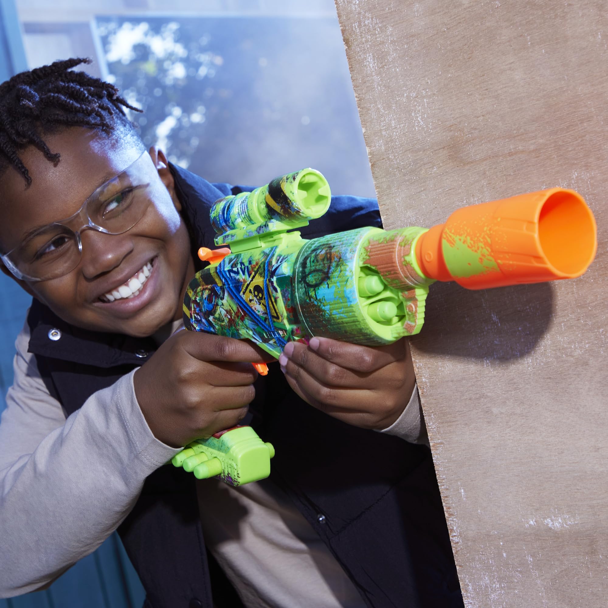 NERF Zombie Driller includes 16 Nerf Elite darts for extended play