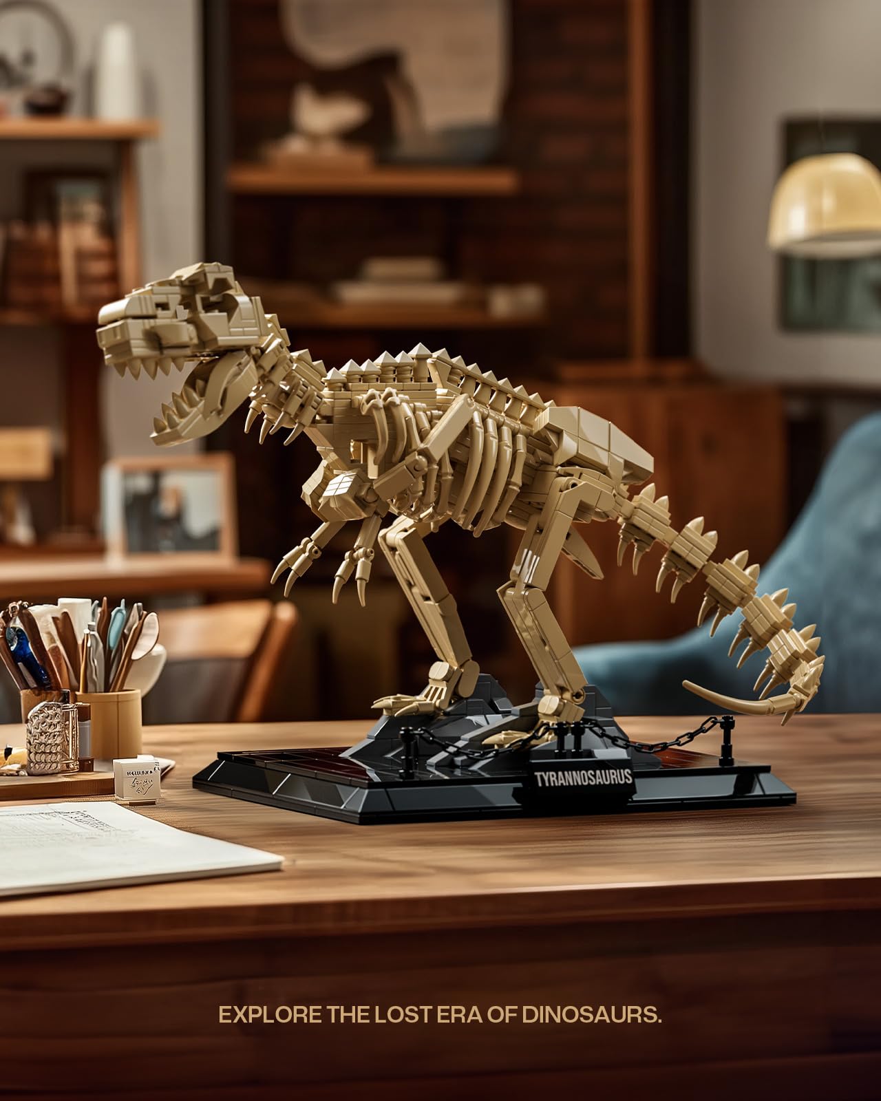 Nifeliz T. Rex model side pose highlights adjustable joints for varied display.