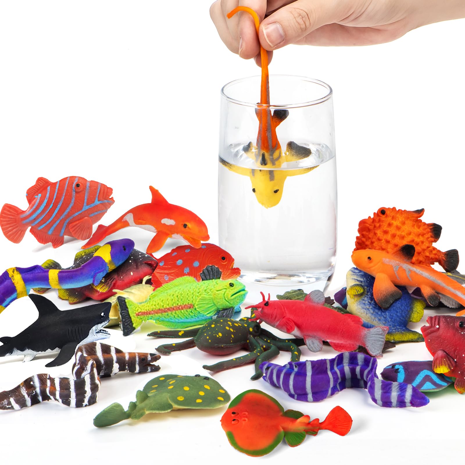 Niskaqsn color-changing sea animals set for bath time fun