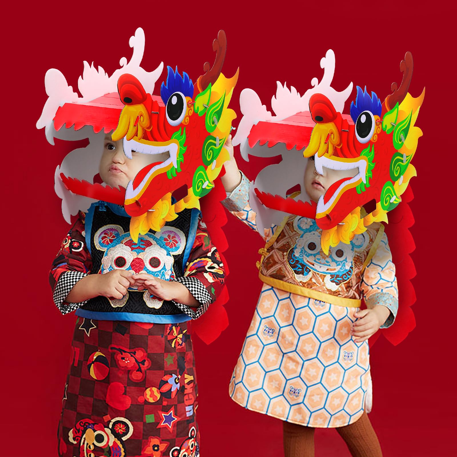 Nowaca dragon head family activity promoting teamwork and fun.