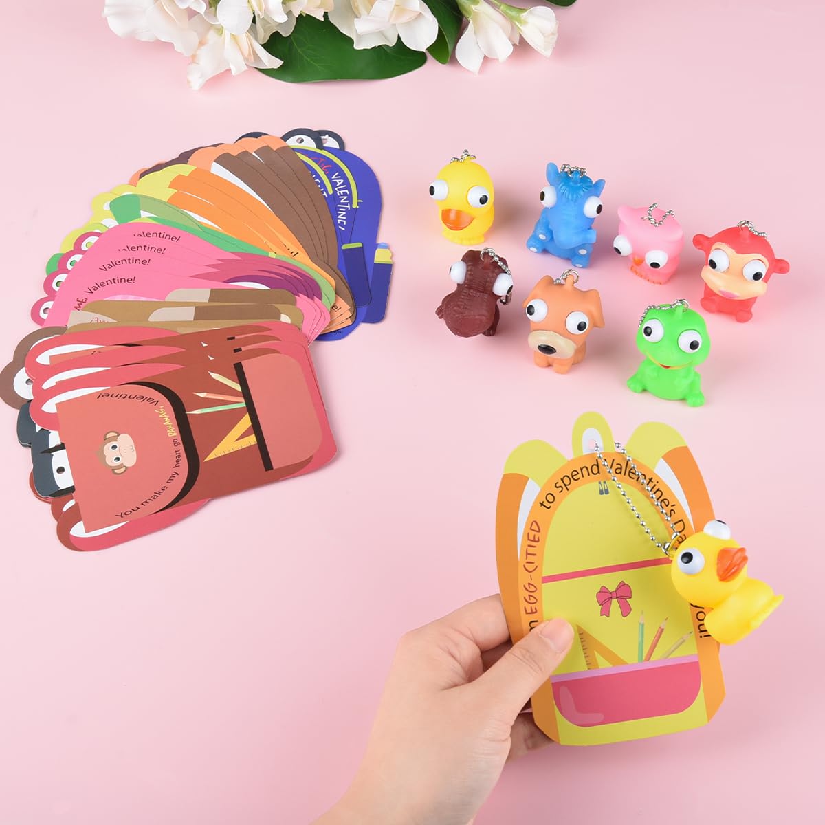 NUJOVI Valentine cat pop-eye card keychain, playful design for peers.