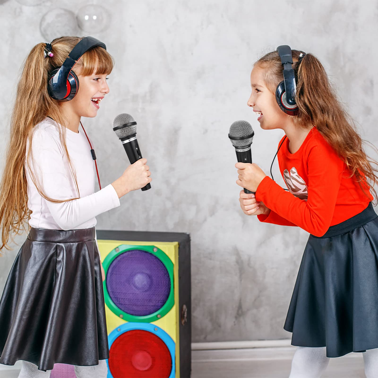 NUOBESTY kid-friendly fake microphone suitable for birthdays and parties.