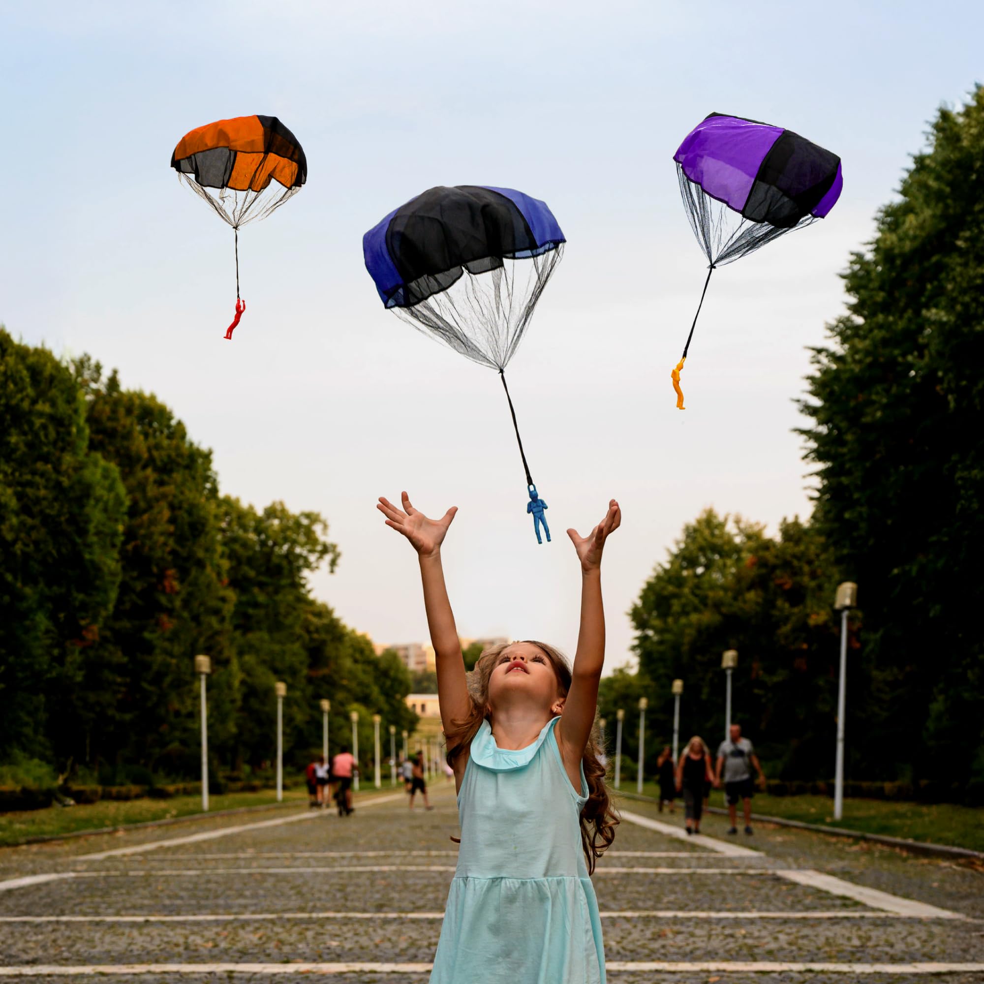 Nutty Toys BPA-free parachute men for safe outdoor fun.