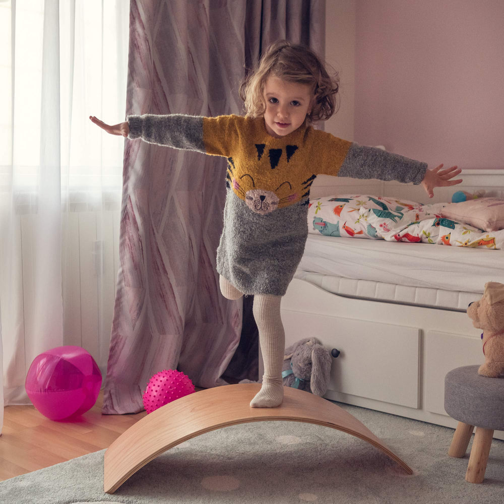 Rounded edges on Nutty Toys wobble board for child safety