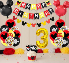 Nyhpar cake topper adds a charming focal hint to desserts.