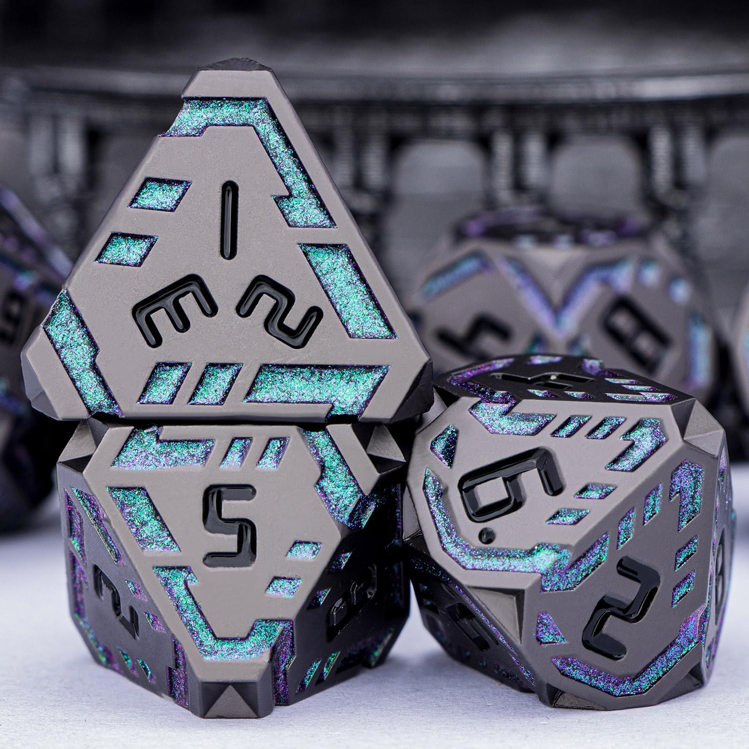 OGCOPHEN gift box presents premium metal D&D dice set
