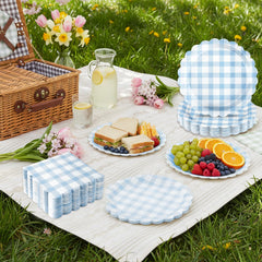Oigco plates for weddings and parties as stylish disposable solution.