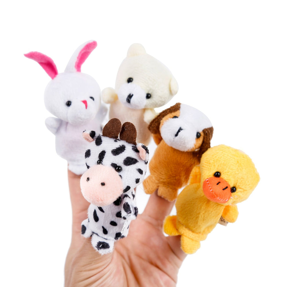 Oiuros panda finger puppet creates cute character for bonding play