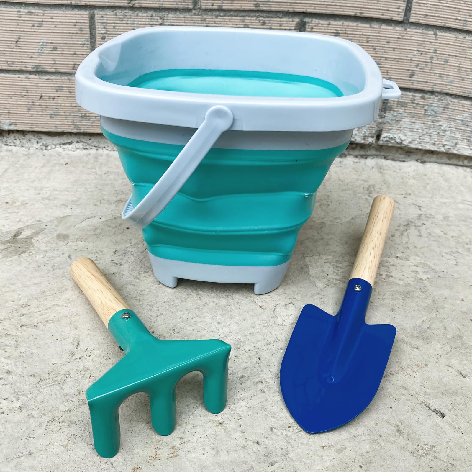 OKGD metal rake and hardwood handle aids gentle garden and sand play
