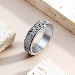 OreilleStar sandblast finish silver ring provides textured grip and contemporary appeal