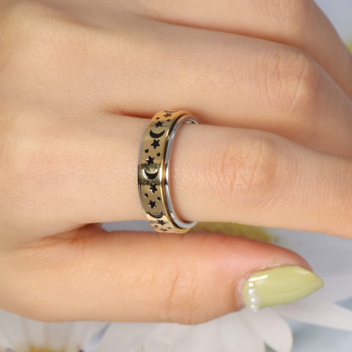 OreilleStar titanium stainless steel ring highlighting durable build