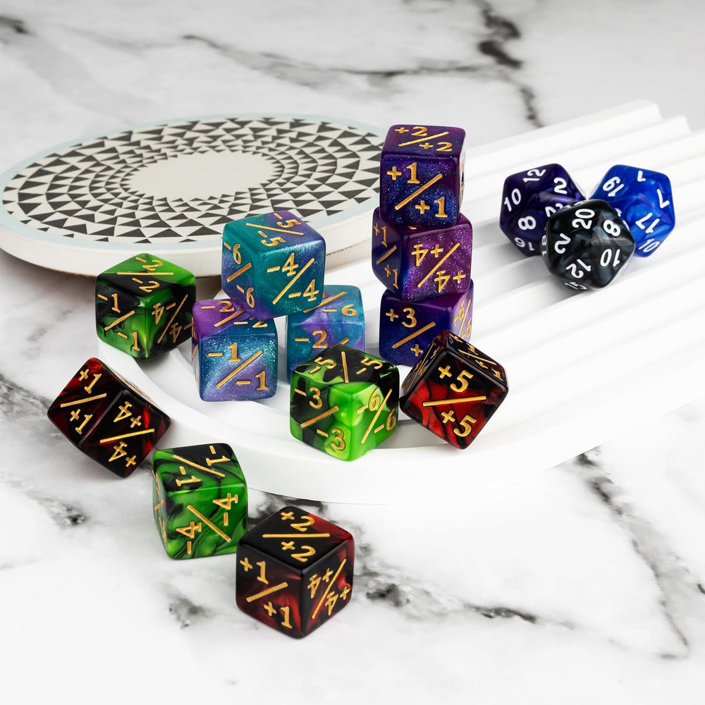 ORUNI 20mm D20 dice for precise life and damage checks.
