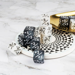 ORUNI green-black marble counters combine dual colors for positive and negative counters.