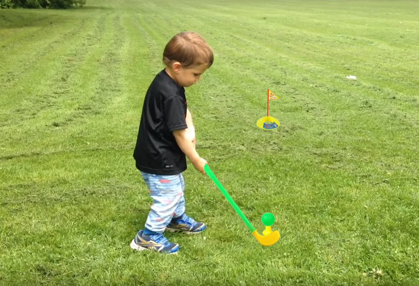 ORZIZRO toddler golf toy kit promoting hand-eye coordination.