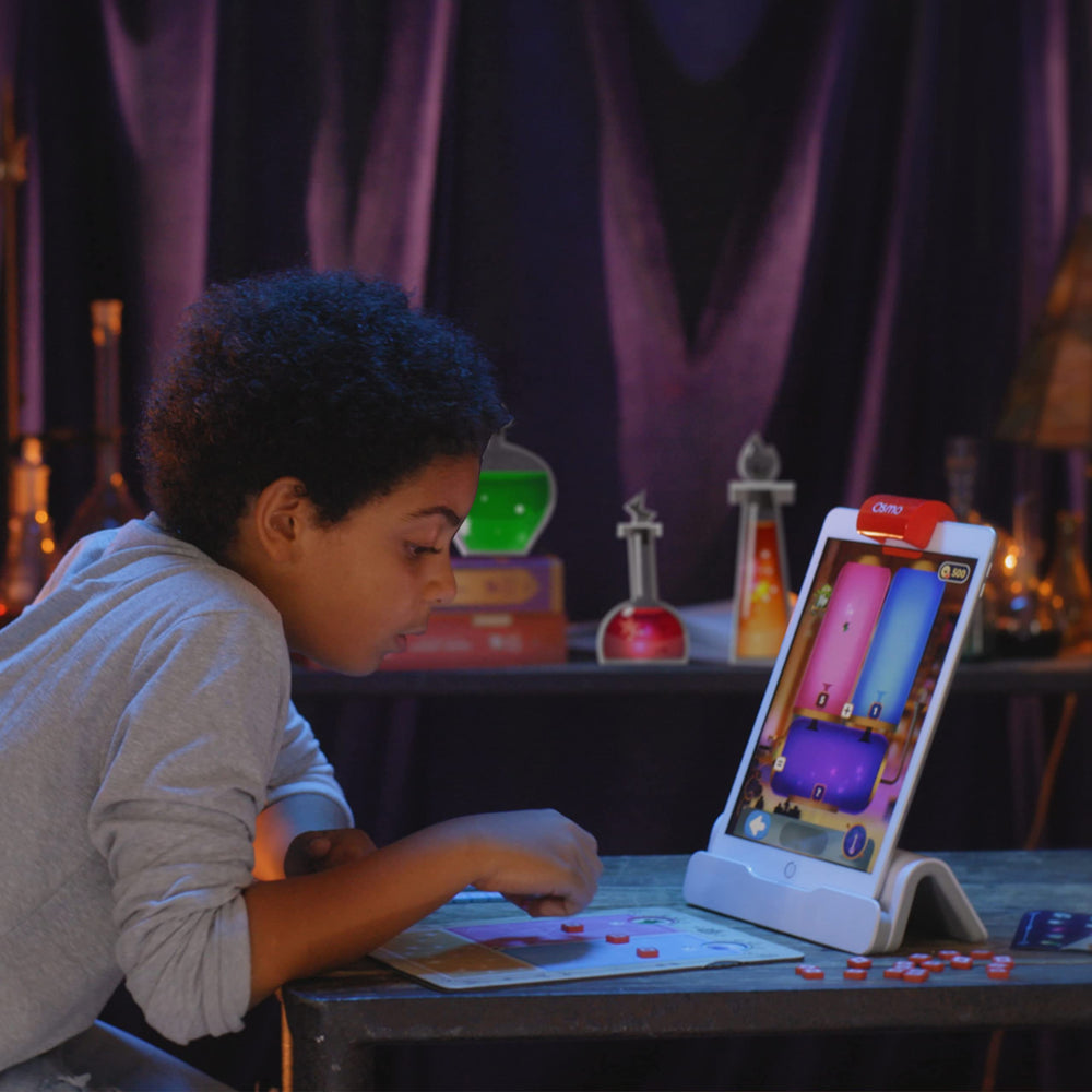Osmo Card Duel teaches greater than and less than concepts