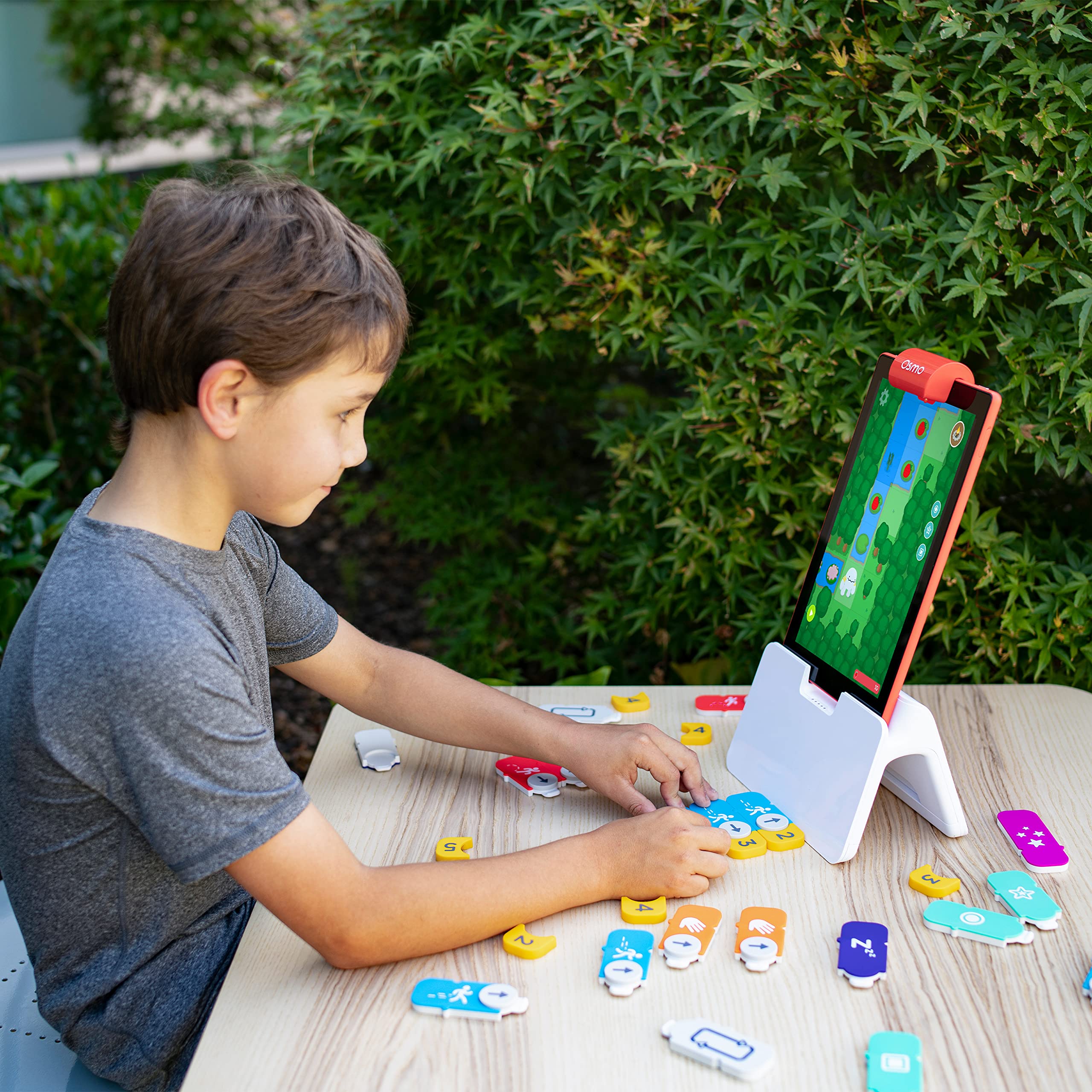 Osmo learning kit supports classroom-friendly learning at home.