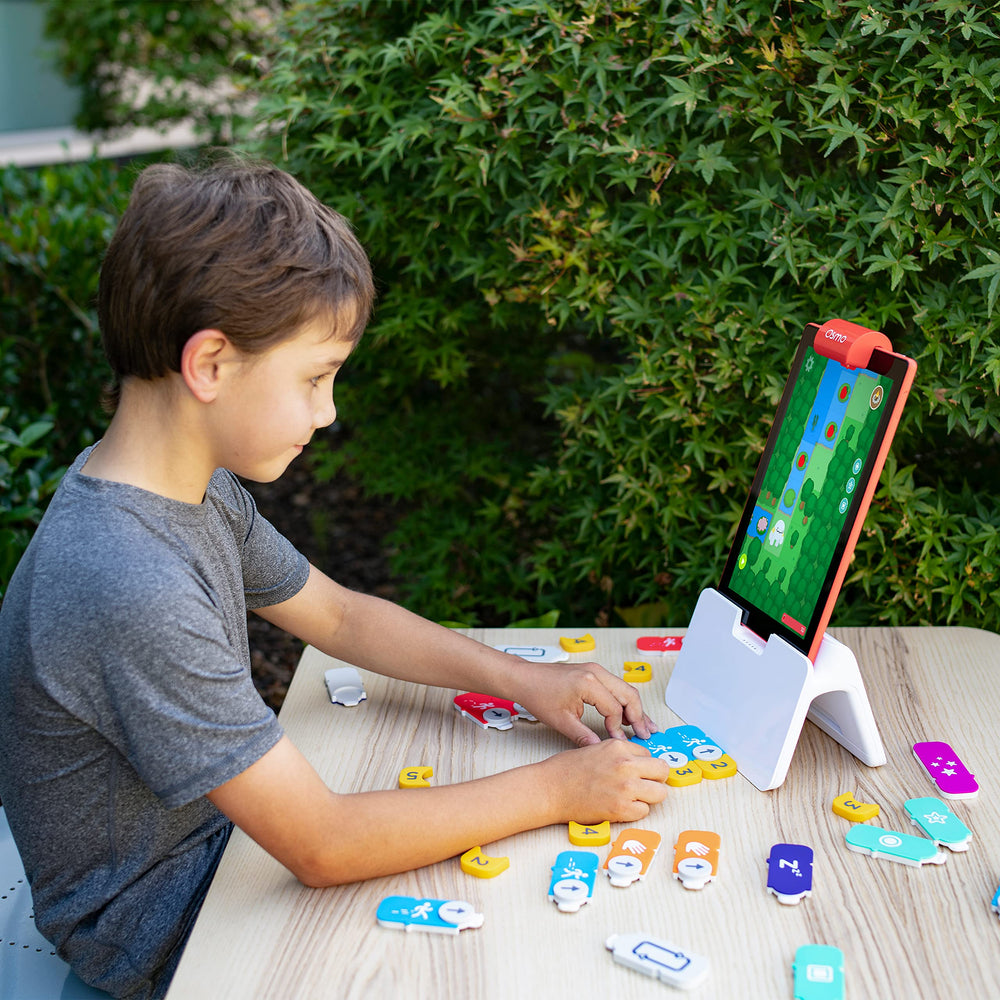 Osmo learning kit supports classroom-friendly learning at home.