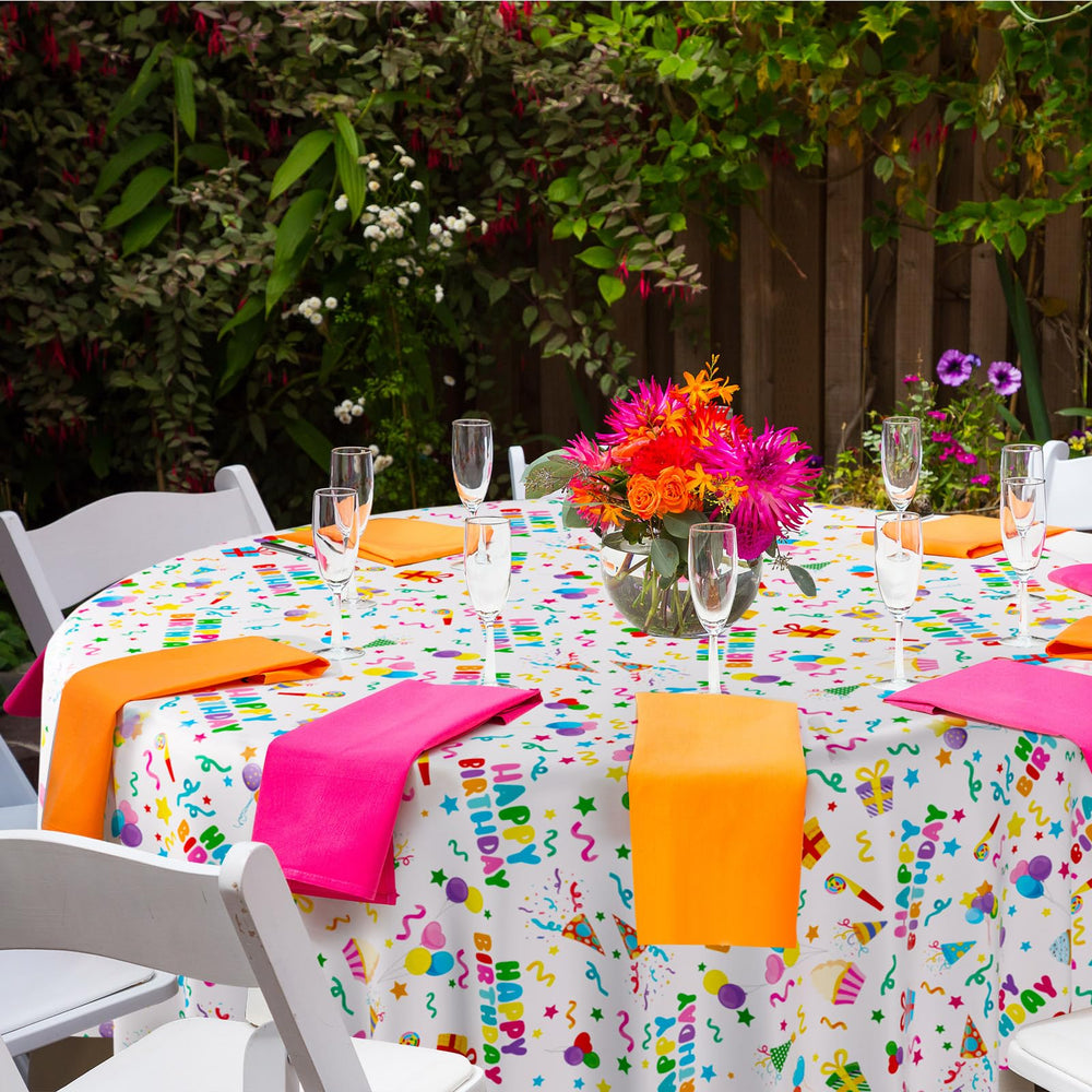 Oudain disposable tablecloth makes cleanup after party fast