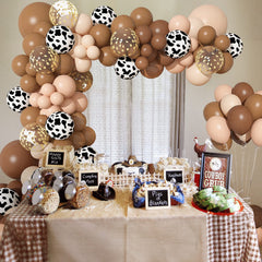 Ouddy Party 5-inch brown and nude balloons help fill gaps for fullness.