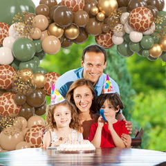 Ouddy Party safari 10in balloons with mixed colors for bold accents.
