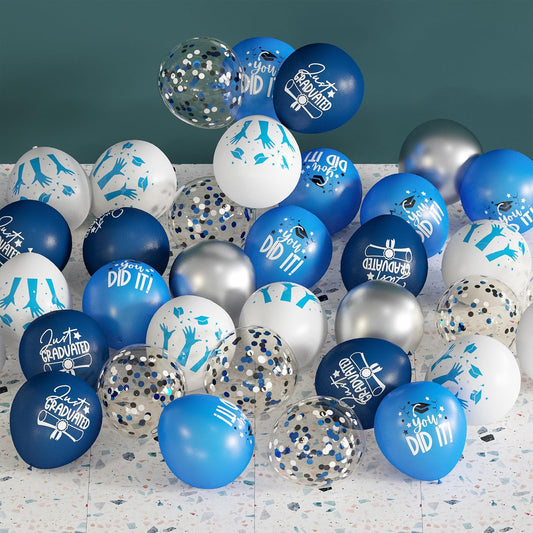 OuMuaMua class of 2026 balloon arch in blue, white, and silver for standout photos.