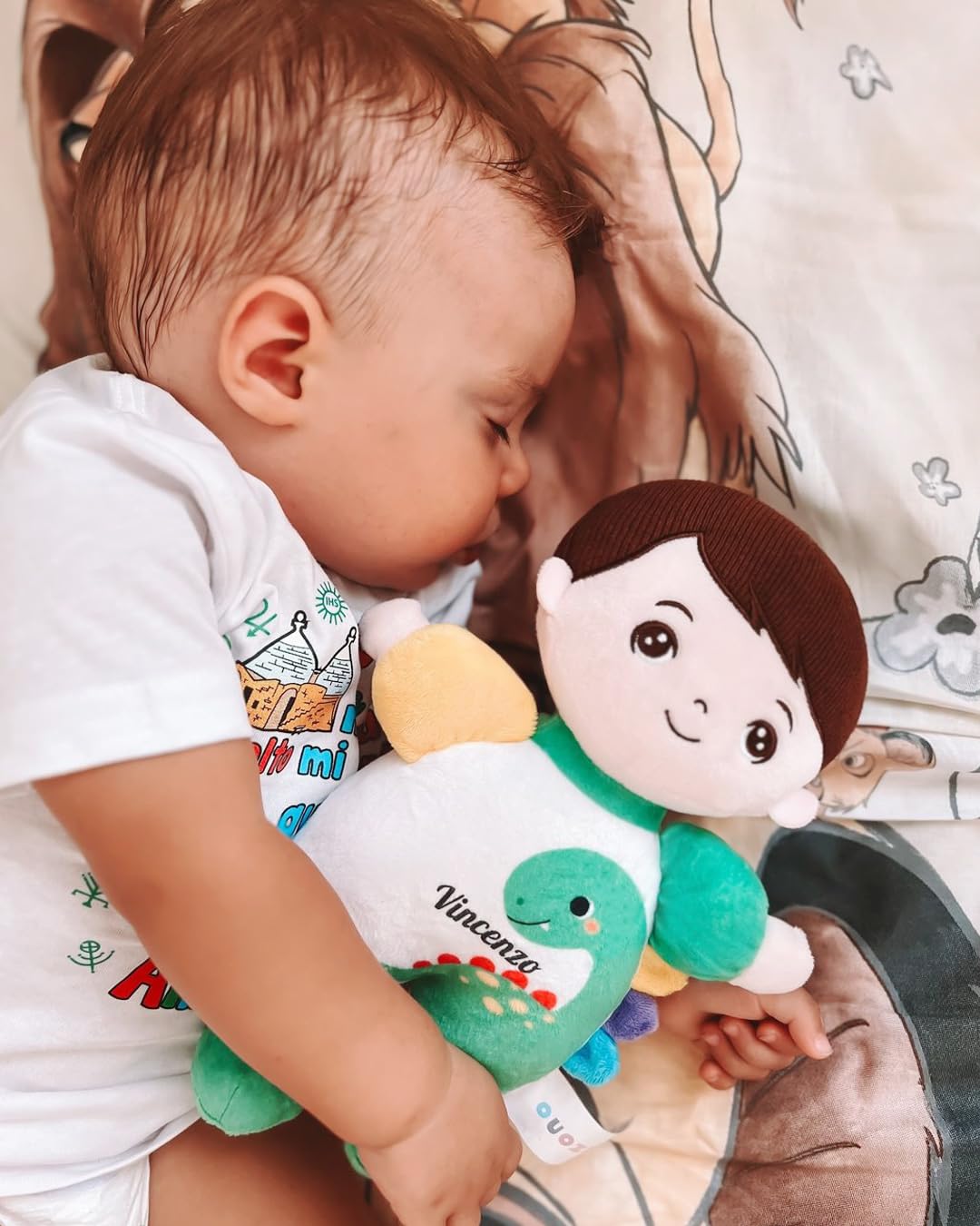 OUOZZZ soft baby doll makes a thoughtful gift for two-year-olds and budding caregivers.