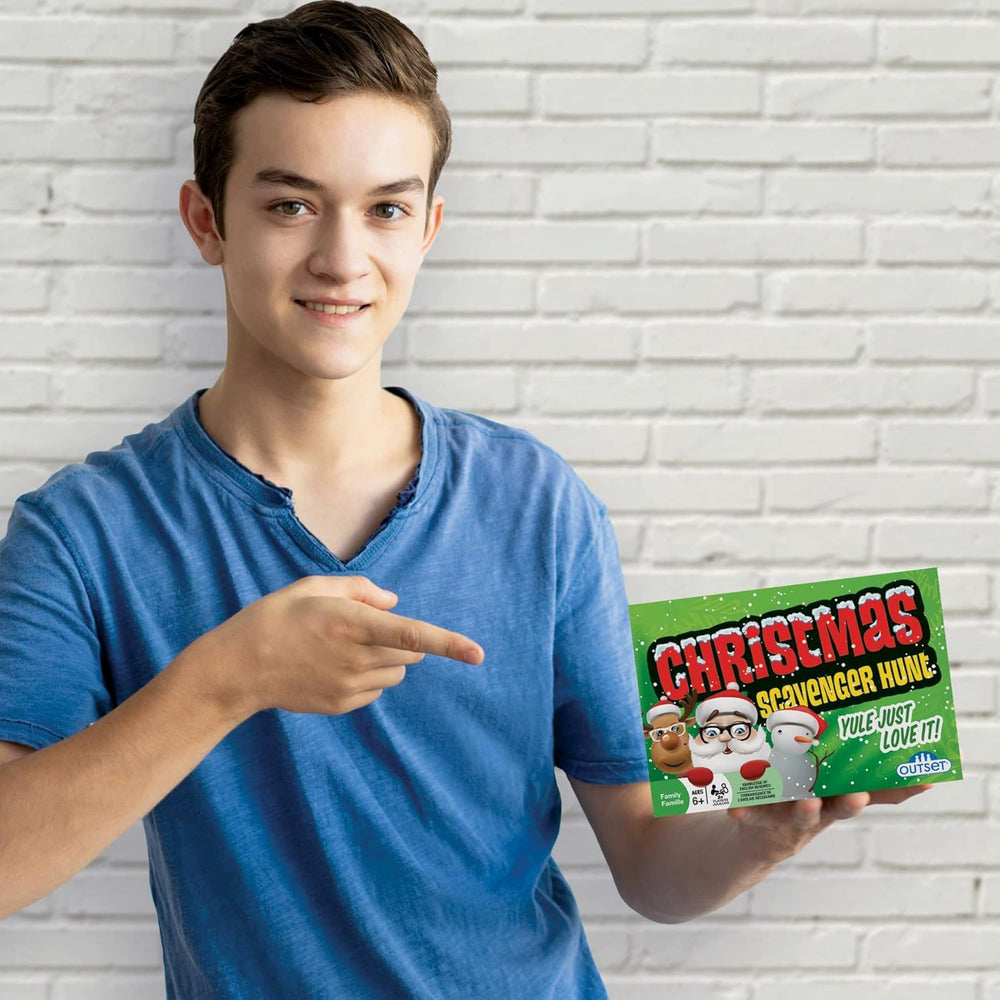 Outset Media Christmas Scavenger Hunt packaging contents show setup ideas and quick start.