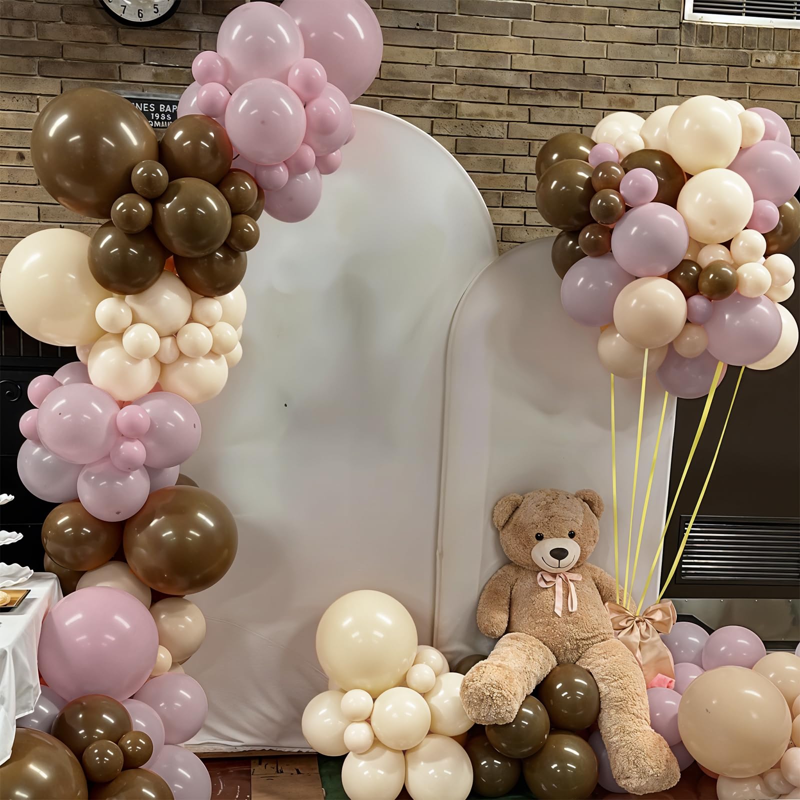 Paayeq balloon sticky dots keep garland secure and tidy.