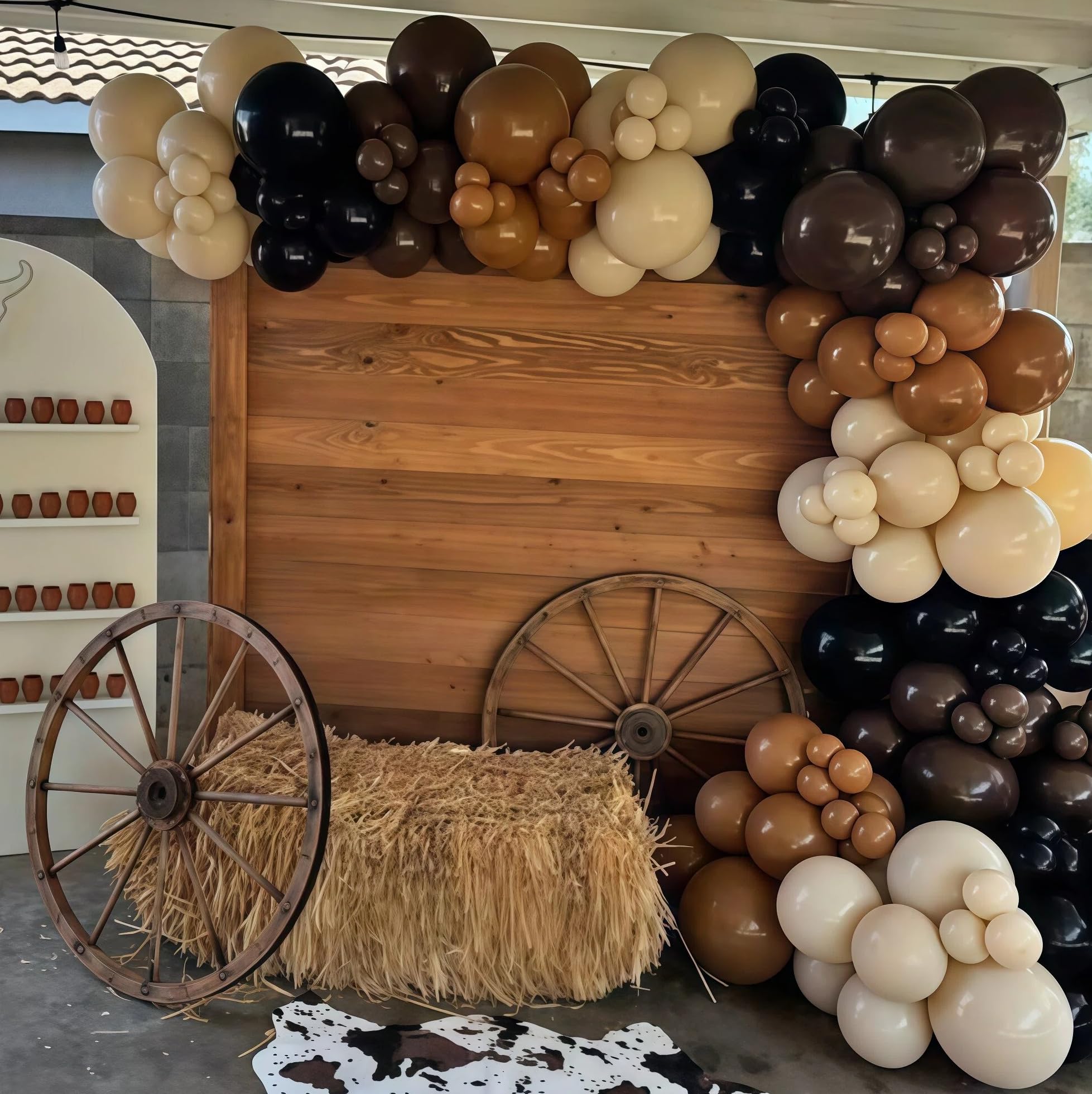 Paayeq light gold 10-inch balloon adds subtle shine to western decor