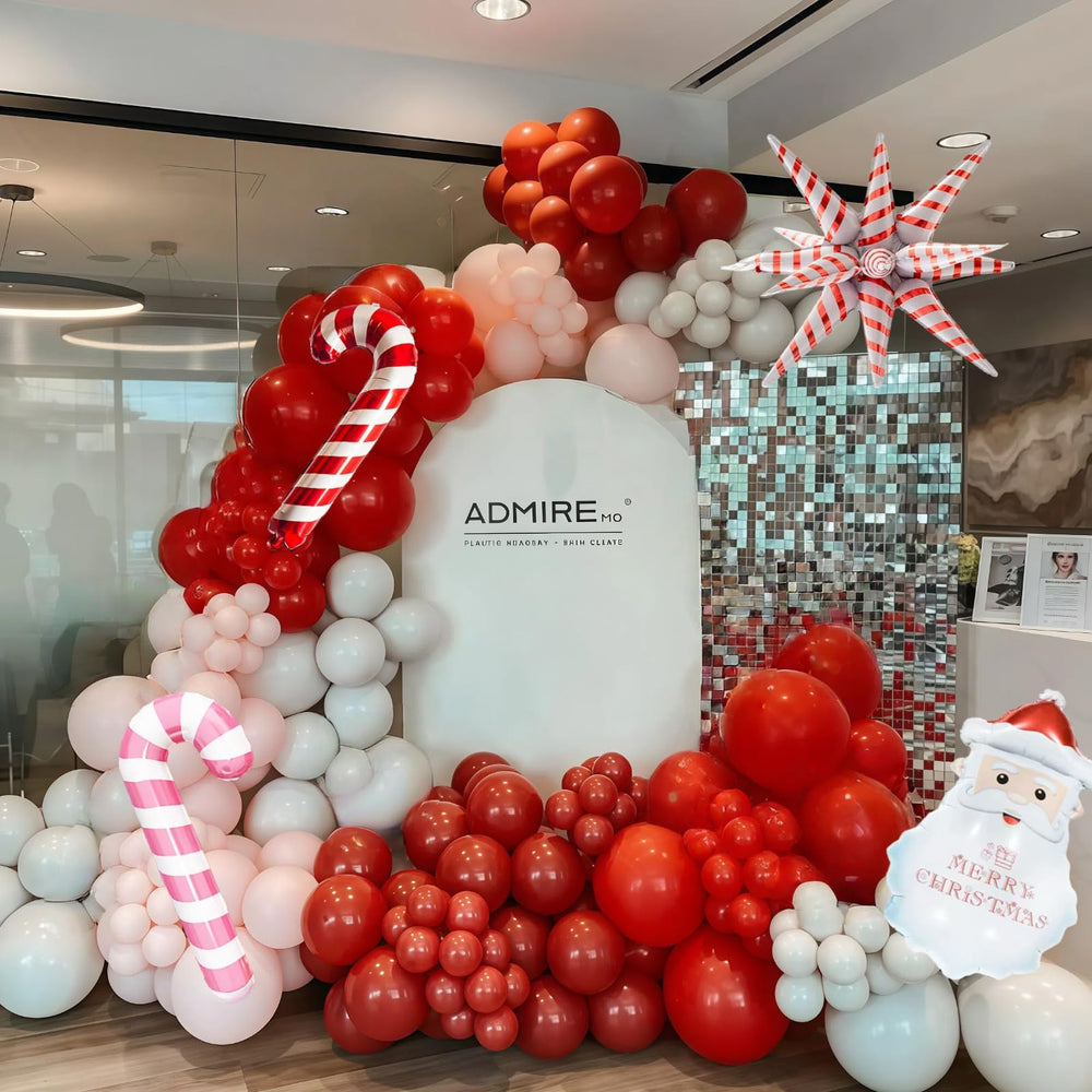 Paeyeq foil balloons add shimmering focal points for photo-worthy moments