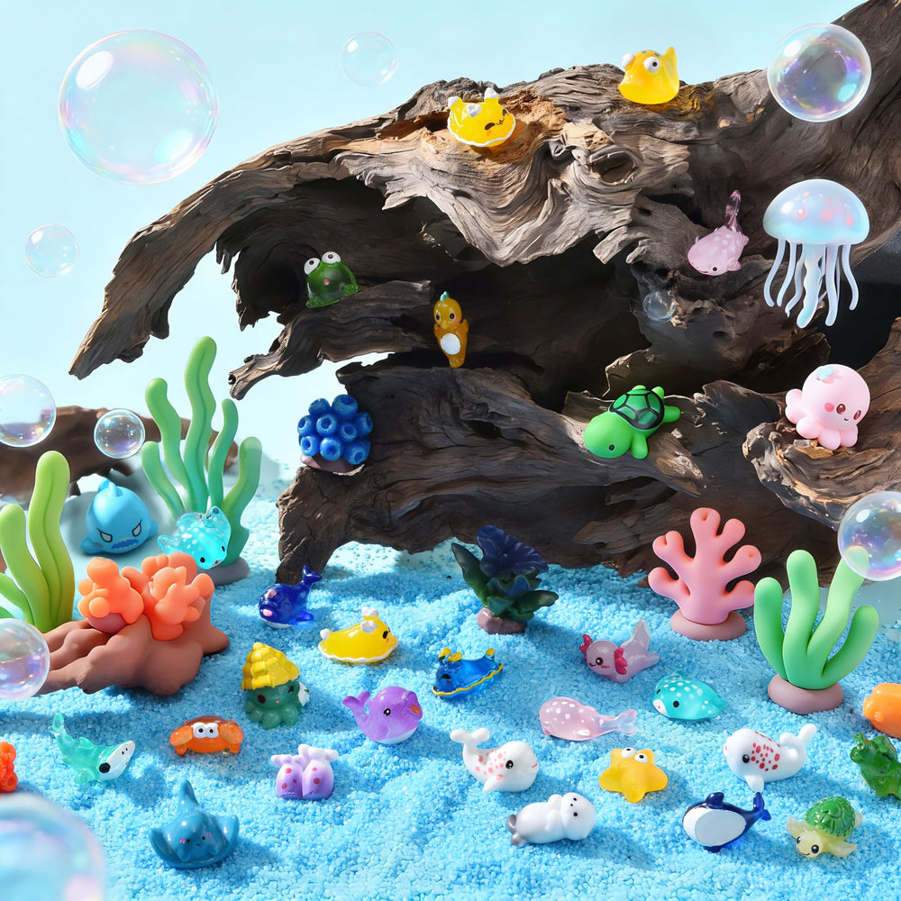 PAPPYN-A mini turtle figure enhances aquarium decor with lifelike detail.