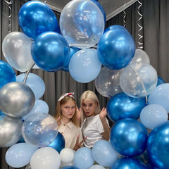 Paready blue balloons arrangement ideas for cohesive themes