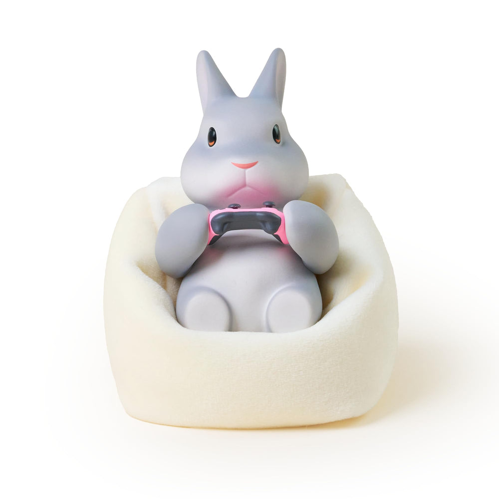 Party Animals Carrot PVC figure with soft mini sofa offers durable display.