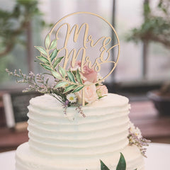 Party to Be Mr & Mrs Greeny wooden topper on cake adds rustic charm.