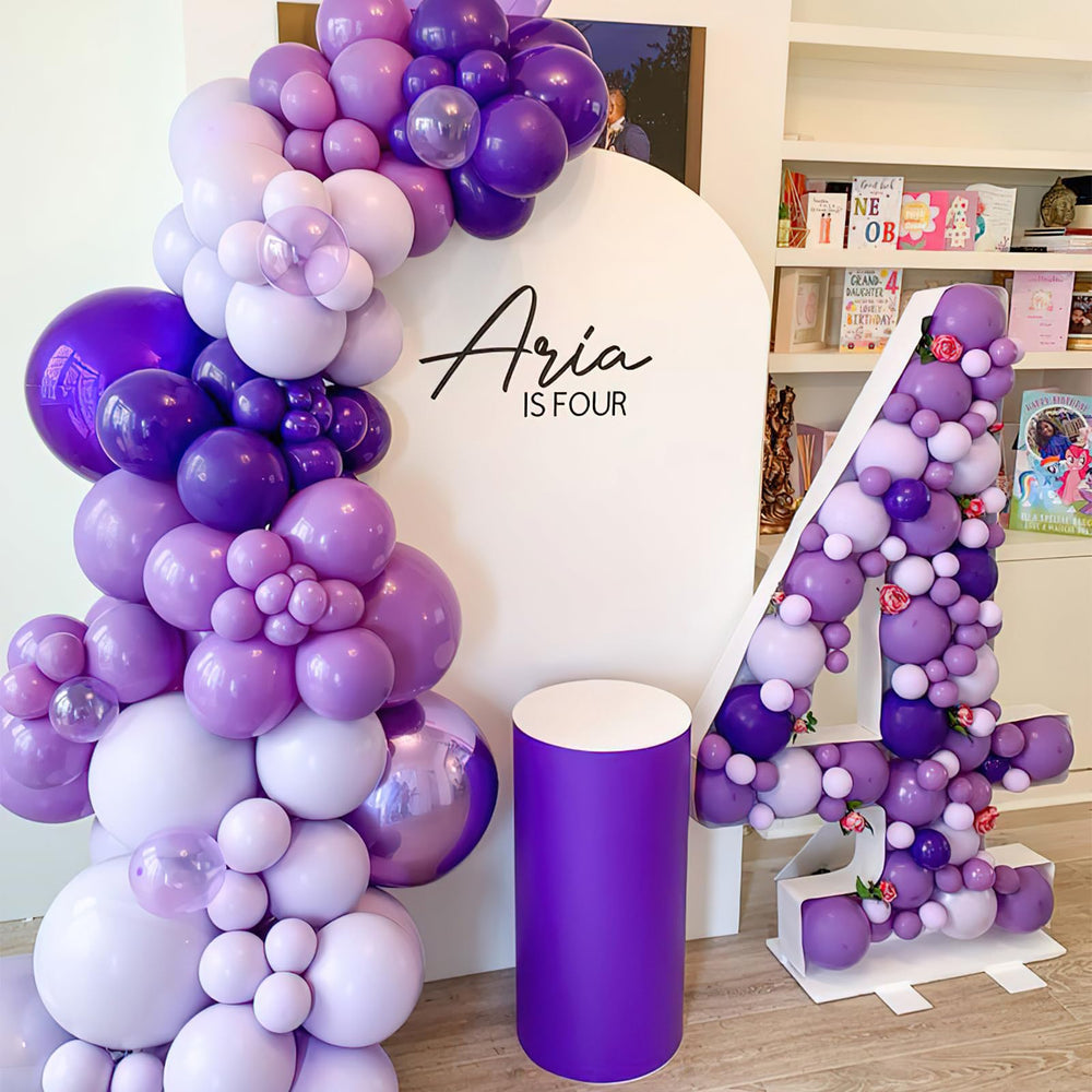 PartyWoo garland centerpieces for mood-enhancing party décor