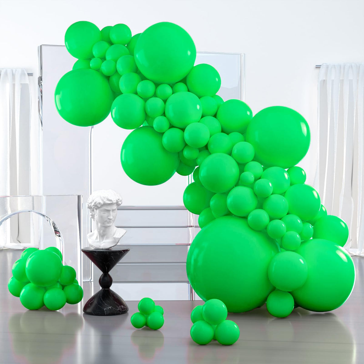 PartyWoo green balloons 36-inch for bold arches and striking party displays.