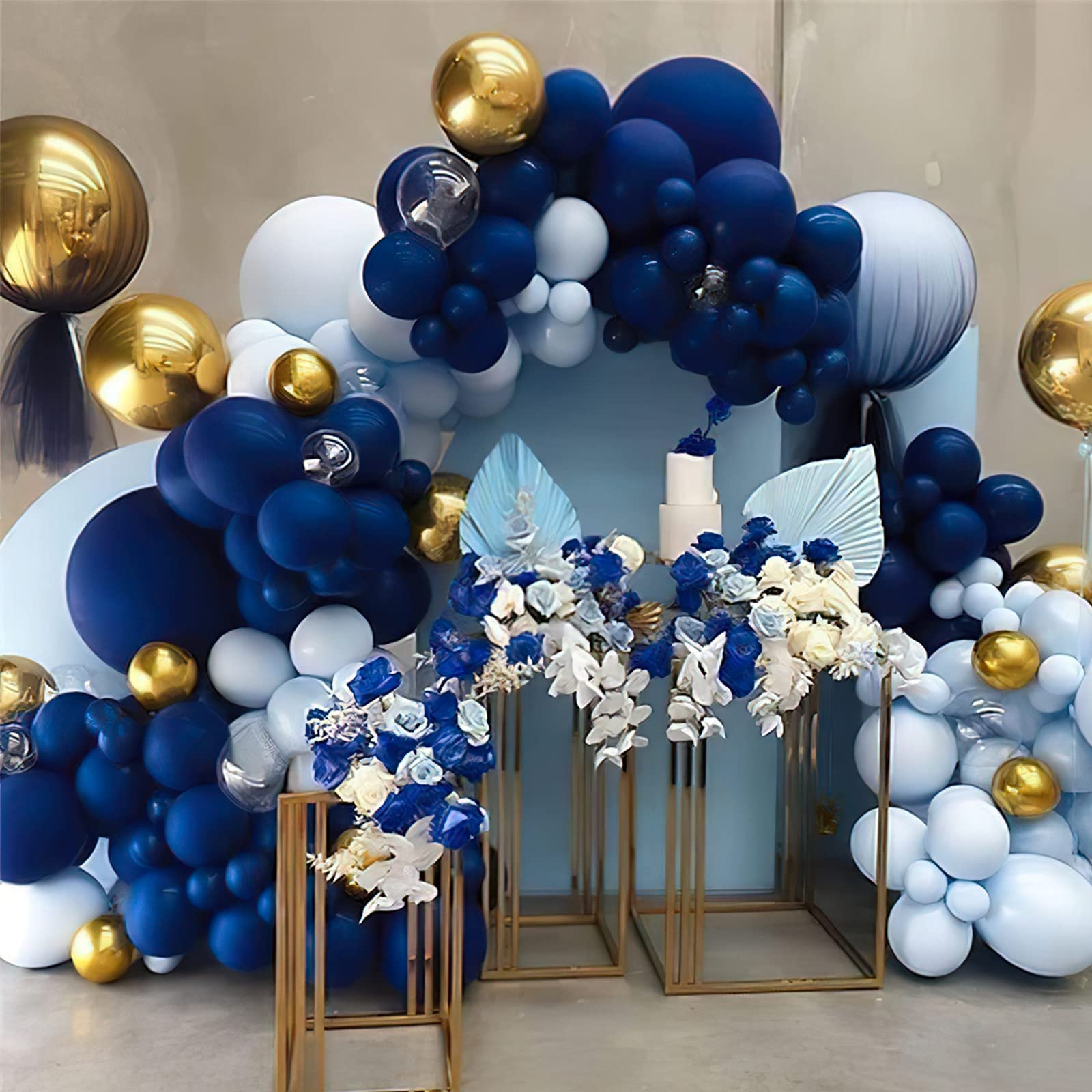 PartyWoo navy blue balloon garland assembly for durable centerpieces.